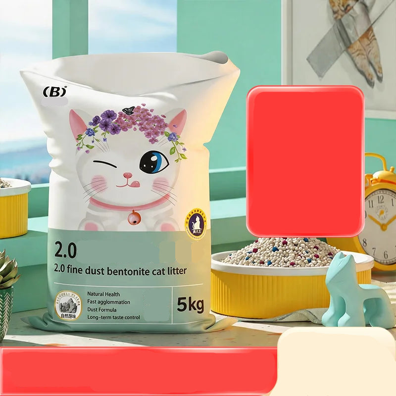 5kg bag of fine bentonite clumping cat litter beside a filled litter tray