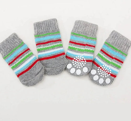 4-Piece Warm Puppy Socks for Australian puppies