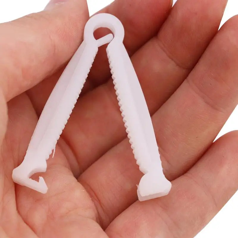 Second look at the Pet Disposable Umbilical Cord Clamps