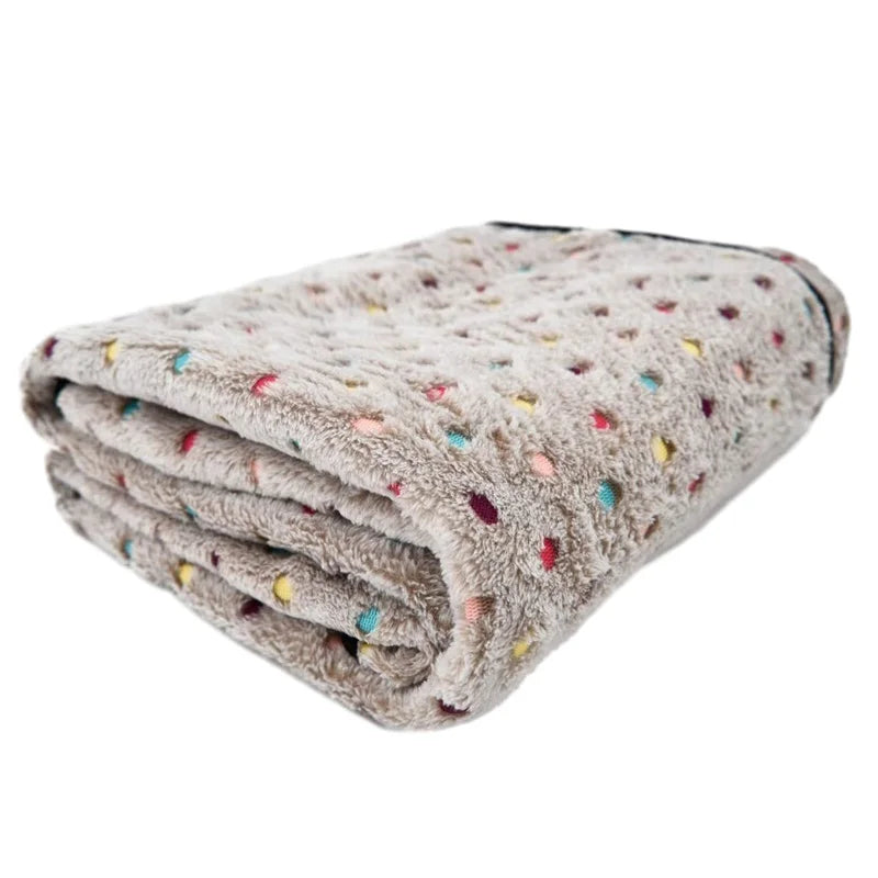 Soft Fluffy Pet Blanket with Dot Patterns