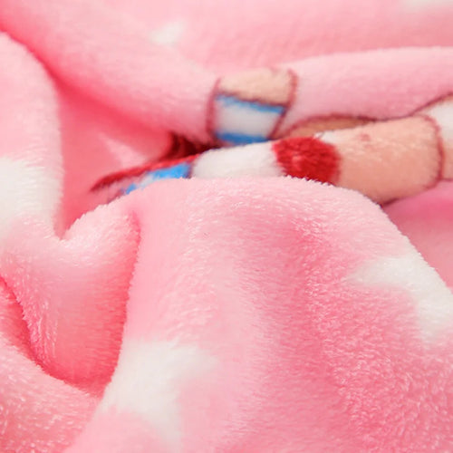 Soft Warm Pet Blanket for Dogs and Cats (Copy) viewed from the side
